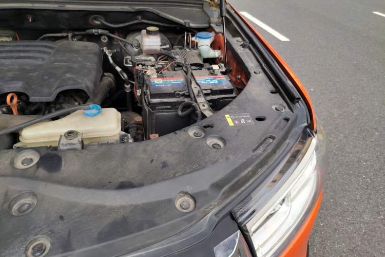 Used Great Wall Poer 2021 2.0T Global Version Automatic Gasoline 4x4 Sporty Standard-Box GW4C20B Engine Bay Left