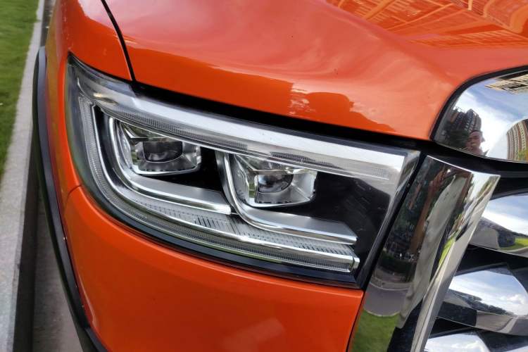 Used Great Wall Poer 2021 2.0T Global Version Automatic Gasoline 4x4 Sporty Standard-Box GW4C20B Right Front Headlight