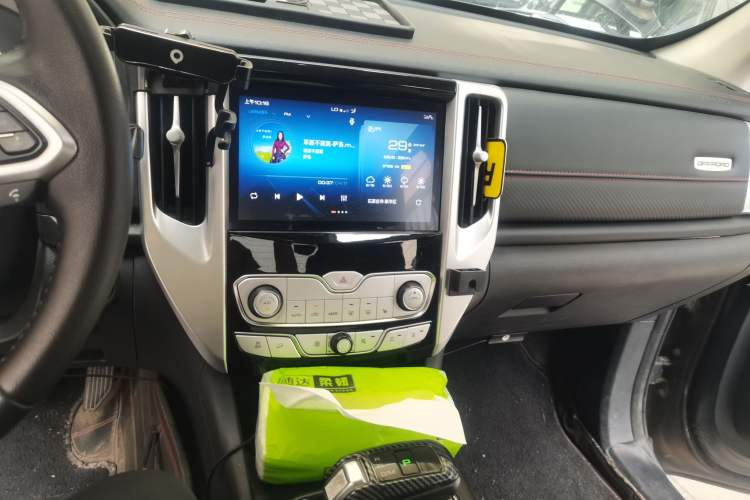Used Great Wall Poer 2021 2.0T Off-Road Edition Automatic Gasoline 4x4 Mount Everest Version GW4C20B Audio And AC Panel