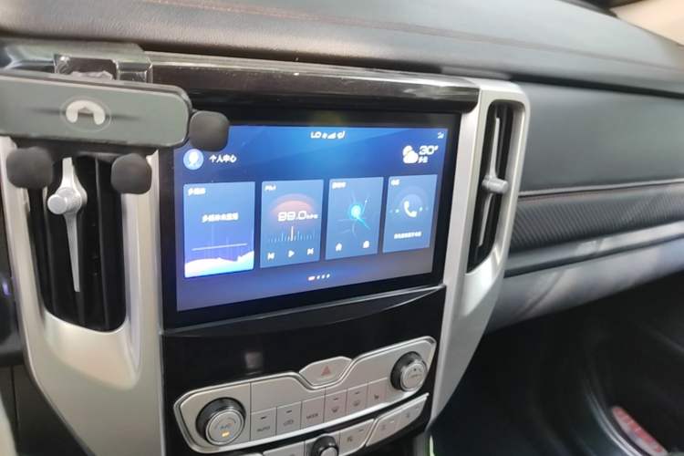 Used Great Wall Poer 2021 2.0T Off-Road Edition Automatic Gasoline 4x4 Mount Everest Version GW4C20B Audio And AC Panel