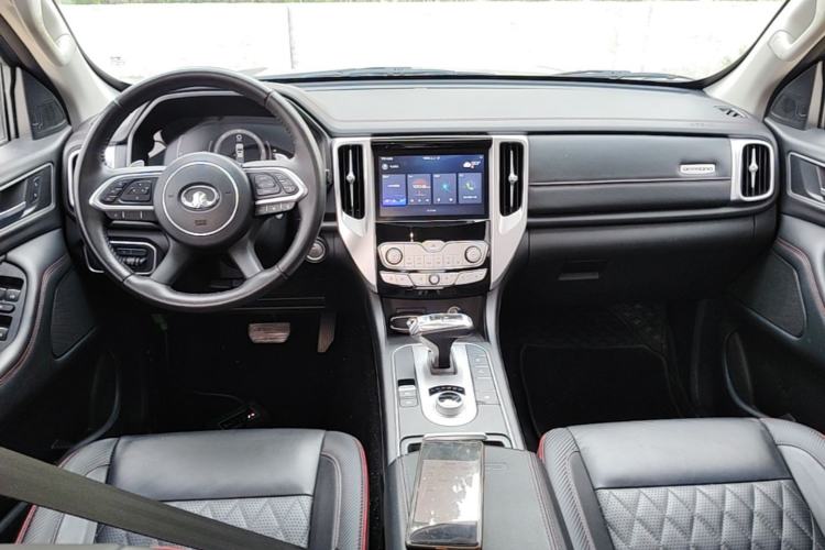 Used Great Wall Poer 2021 2.0T Off-Road Version Automatic Diesel 4x4 Mount Everest Edition GW4D20M Center Console