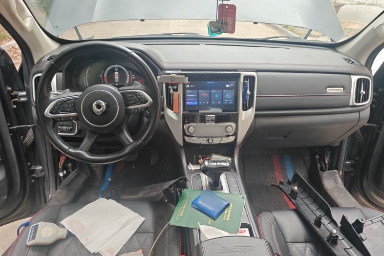 Used Great Wall Poer 2021 2.0T Off-Road Version Automatic Diesel 4x4 Mount Everest Edition GW4D20M Center Console