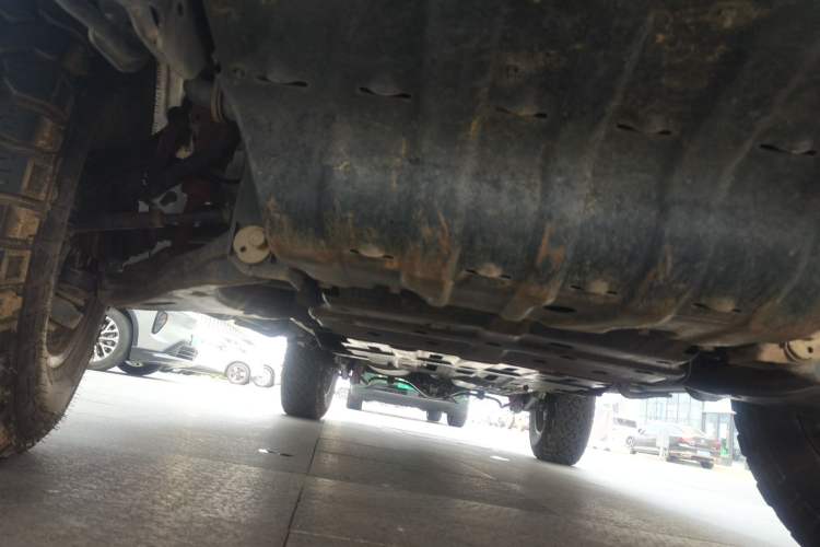 Used Great Wall Poer 2021 2.0T Off-Road Edition Automatic Gasoline 4x4 Mount Everest Version GW4C20B Chassis Front