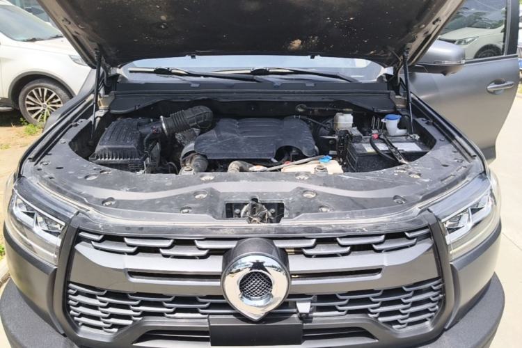 Used Great Wall Poer 2021 2.0T Off-Road Version Automatic Diesel 4x4 Mount Everest Edition GW4D20M Engine Bay