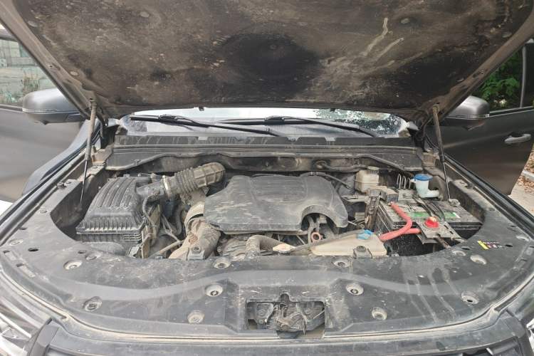 Used Great Wall Poer 2021 2.0T Off-Road Version Automatic Diesel 4x4 Mount Everest Edition GW4D20M Engine Bay