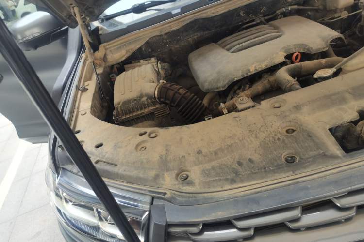 Used Great Wall Poer 2021 2.0T Off-Road Edition Automatic Gasoline 4x4 Mount Everest Version GW4C20B Engine Bay Right