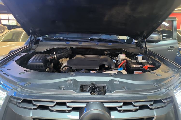 Used Great Wall Poer 2021 2.0T Off-Road Version Automatic Diesel 4x4 Mount Everest Edition GW4D20M Engine Bay