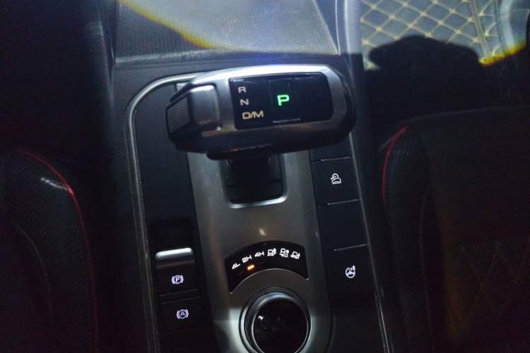 Used Great Wall Poer 2021 2.0T Off-Road Edition Automatic Gasoline 4x4 Mount Everest Version GW4C20B Gear Lever