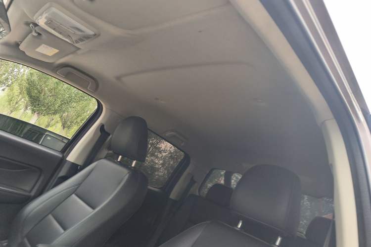 Used Great Wall Poer 2021 2.0T Commercial Version Automatic Diesel 4x4 Elite Long-Box GW4D20M Headliner