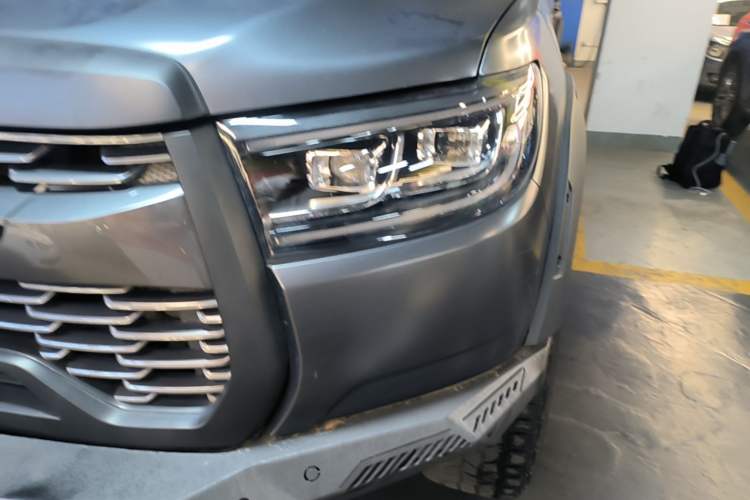 Used Great Wall Poer 2021 2.0T Off-Road Version Automatic Diesel 4x4 Mount Everest Edition GW4D20M Left Front Headlight