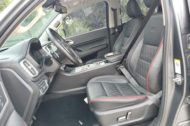 Used Great Wall Poer 2021 2.0T Off-Road Version Automatic Diesel 4x4 Mount Everest Edition GW4D20M Left Front Seat