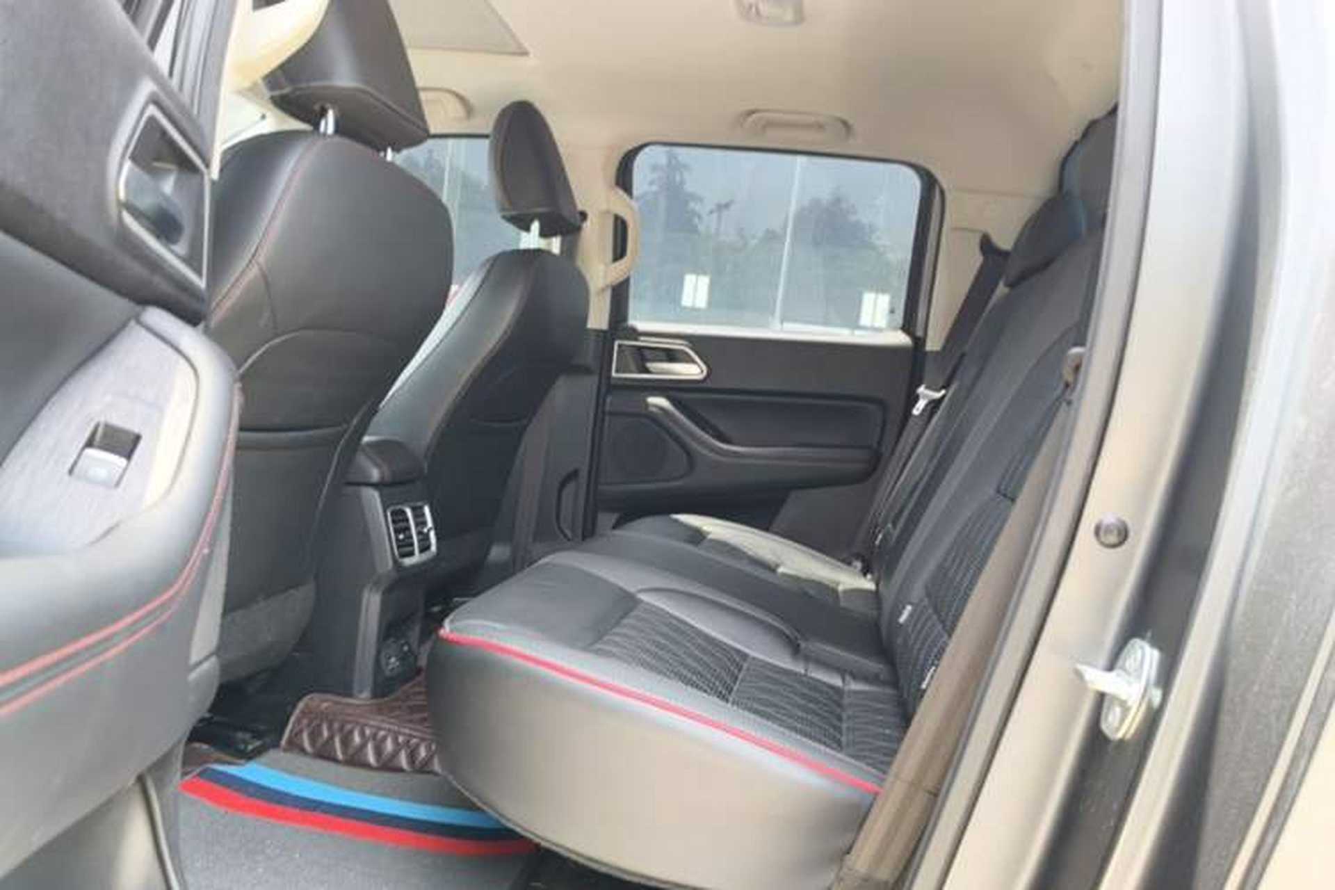 Used Great Wall Poer 2021 2.0T Off-Road Version Automatic Diesel 4x4 Mount Everest Edition GW4D20M Left Rear Seat
