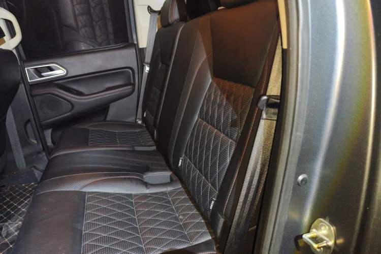 Used Great Wall Poer 2021 2.0T Off-Road Edition Automatic Gasoline 4x4 Mount Everest Version GW4C20B Left Rear Seat