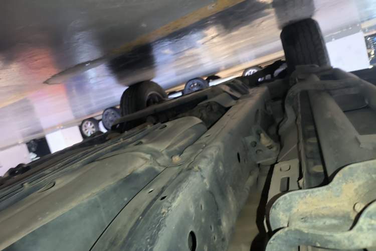 Used Great Wall Poer 2021 2.0T Off-Road Version Automatic Diesel 4x4 Mount Everest Edition GW4D20M Left Side Sill