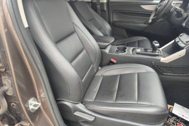 Used Great Wall Poer 2021 2.0T Commercial Version Automatic Diesel 4x4 Elite Long-Box GW4D20M Right Front Seat