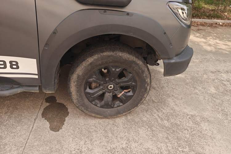 Used Great Wall Poer 2021 2.0T Off-Road Version Automatic Diesel 4x4 Mount Everest Edition GW4D20M Right Front Wheel Hub