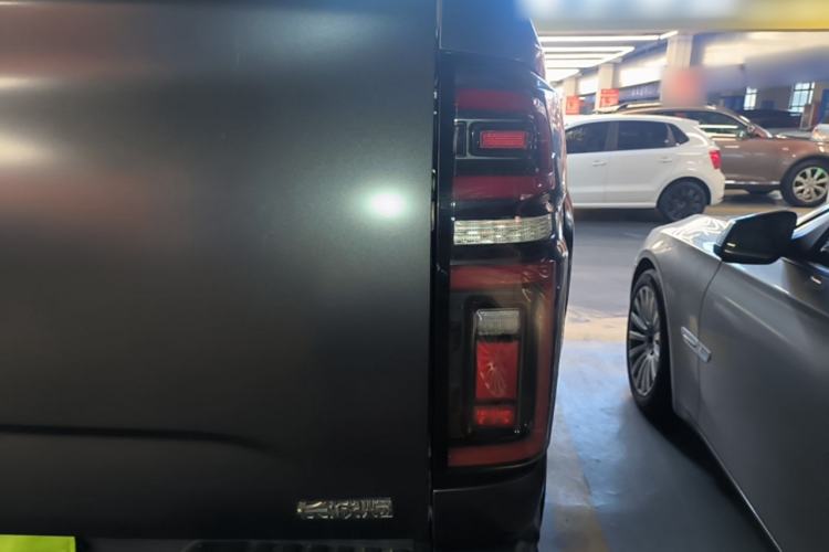 Used Great Wall Poer 2021 2.0T Off-Road Version Automatic Diesel 4x4 Mount Everest Edition GW4D20M Right Rear Taillight