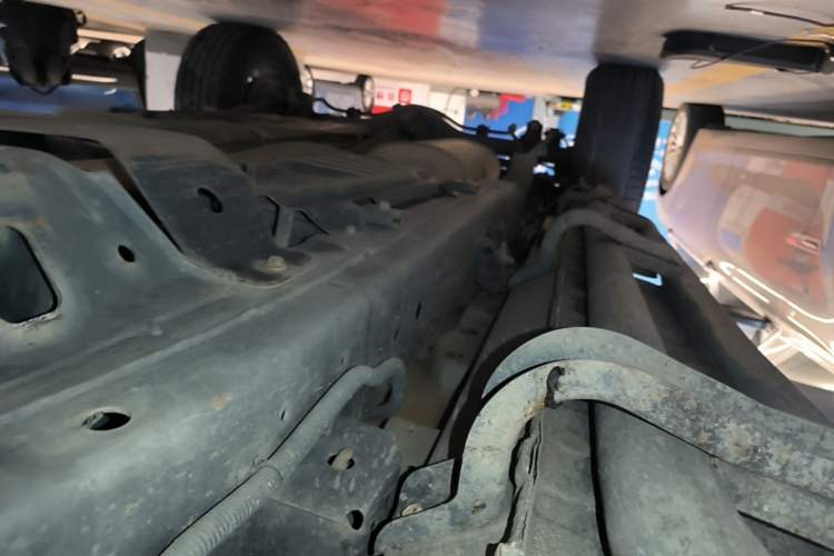 Used Great Wall Poer 2021 2.0T Off-Road Version Automatic Diesel 4x4 Mount Everest Edition GW4D20M Right Side Sill