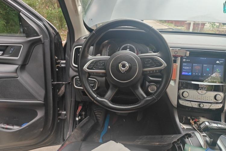 Used Great Wall Poer 2021 2.0T Off-Road Version Automatic Diesel 4x4 Mount Everest Edition GW4D20M Steering Wheel