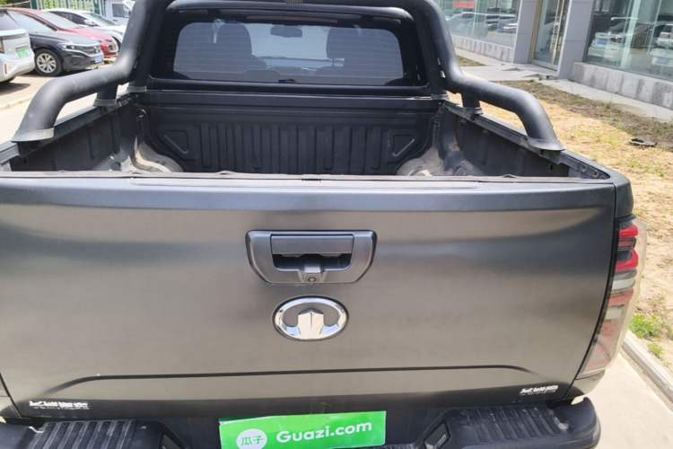 Used Great Wall Poer 2021 2.0T Off-Road Version Automatic Diesel 4x4 Mount Everest Edition GW4D20M Trunk