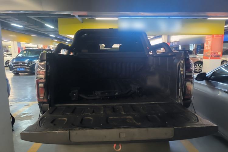 Used Great Wall Poer 2021 2.0T Off-Road Version Automatic Diesel 4x4 Mount Everest Edition GW4D20M Trunk