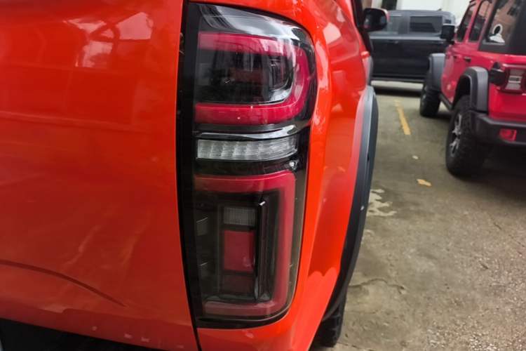 Used Great Wall Poer 2021 2.0T Cannon Edition GW4C20B Right Rear Taillight