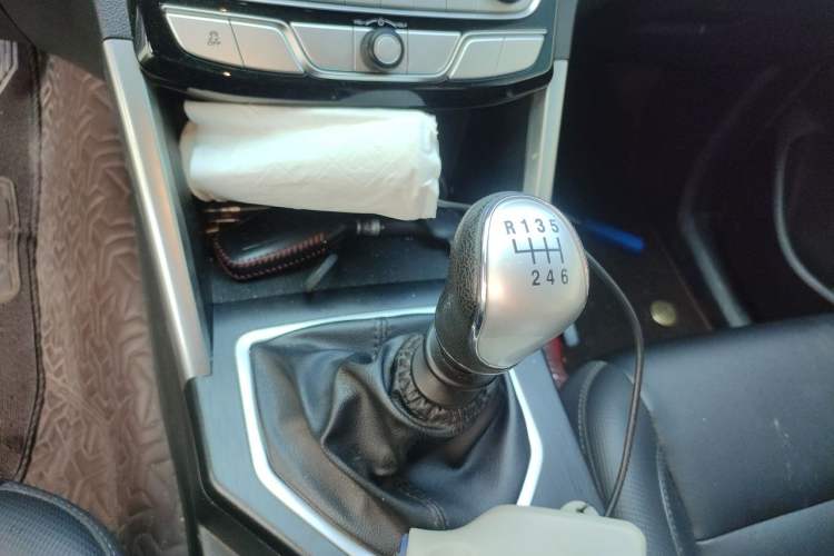 Used Great Wall Poer 2021 2.0T Commercial Version Manual Diesel Two-Wheel Drive Elite Long-Box GW4D20M Gear Lever