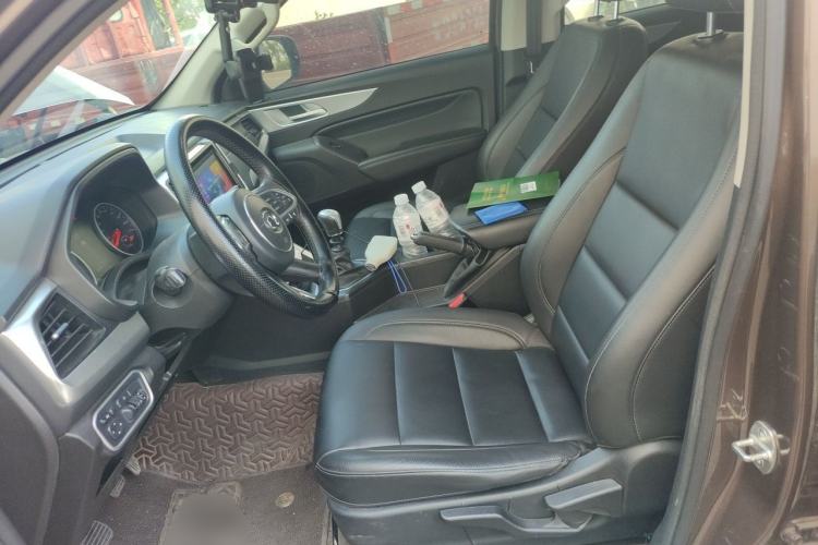 Used Great Wall Poer 2021 2.0T Commercial Version Manual Diesel Two-Wheel Drive Elite Long-Box GW4D20M Left Front Seat