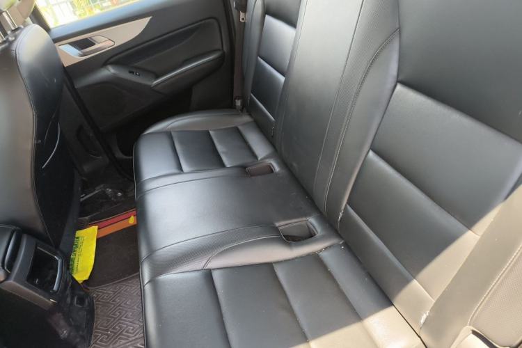 Used Great Wall Poer 2021 2.0T Commercial Version Manual Diesel 4x4 Elite Long-Box GW4D20M Left Rear Seat