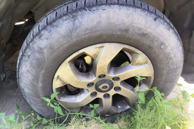 Used Great Wall Poer 2021 2.0T Commercial Version Manual Diesel 4x4 Elite Long-Box GW4D20M Right Front Wheel Hub
