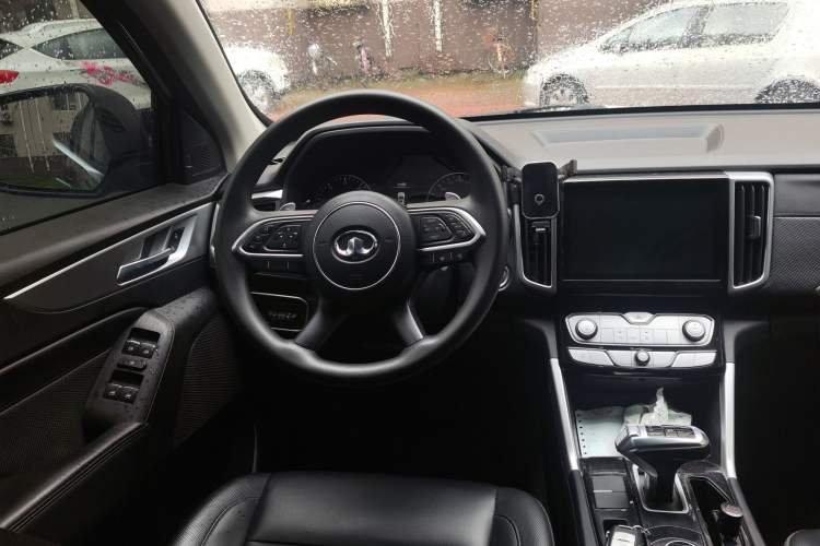 Used Great Wall Poer 2021 2.0T Commercial Version Automatic Diesel 4x4 Elite Long-Box GW4D20M Steering Wheel