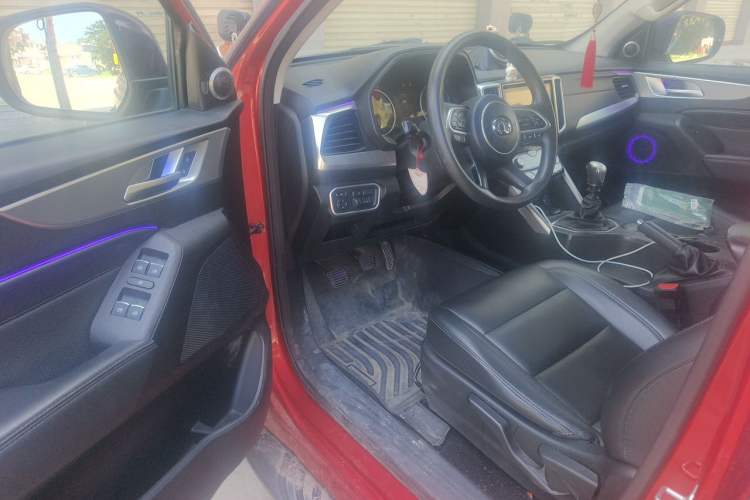 Used Great Wall Poer 2021 2.0T Commercial Version Manual Diesel Two-Wheel Drive Elite Long-Box GW4D20M Driver Seat
