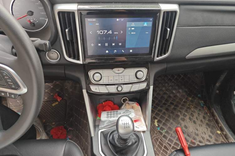 Used Great Wall Poer 2021 2.0T Commercial Version Manual Diesel Two-Wheel Drive Elite Long-Box GW4D20M Audio And AC Panel