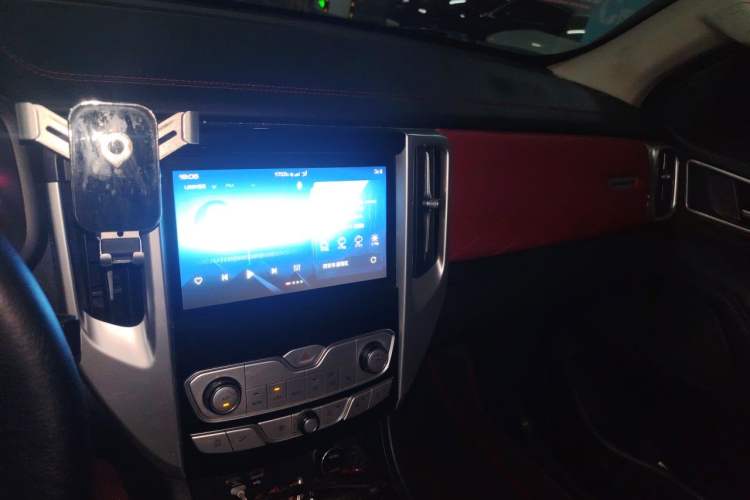 Used Great Wall Poer 2021 2.0T Off-Road Edition Automatic Gasoline 4x4 Mount Everest Version GW4C20B Audio And AC Panel