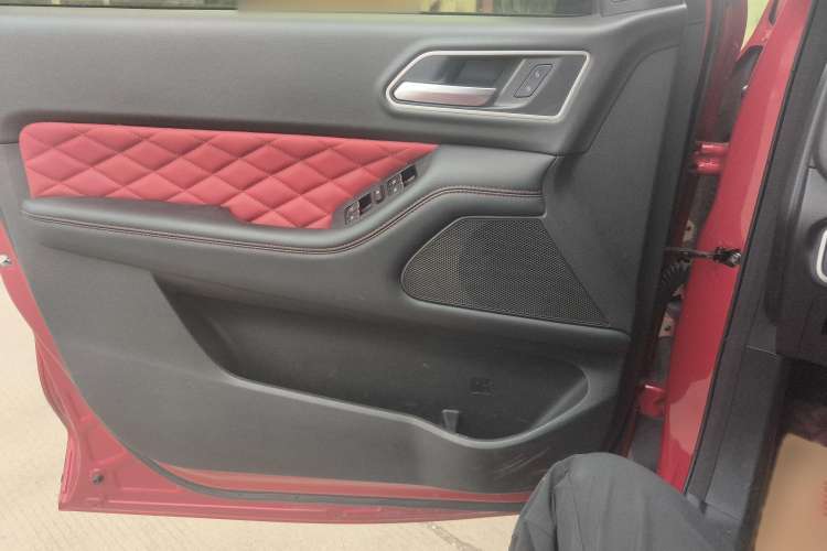 Used Great Wall Poer 2021 2.0T Off-Road Edition Automatic Gasoline 4x4 Mount Everest Version GW4C20B Audio And AC Panel