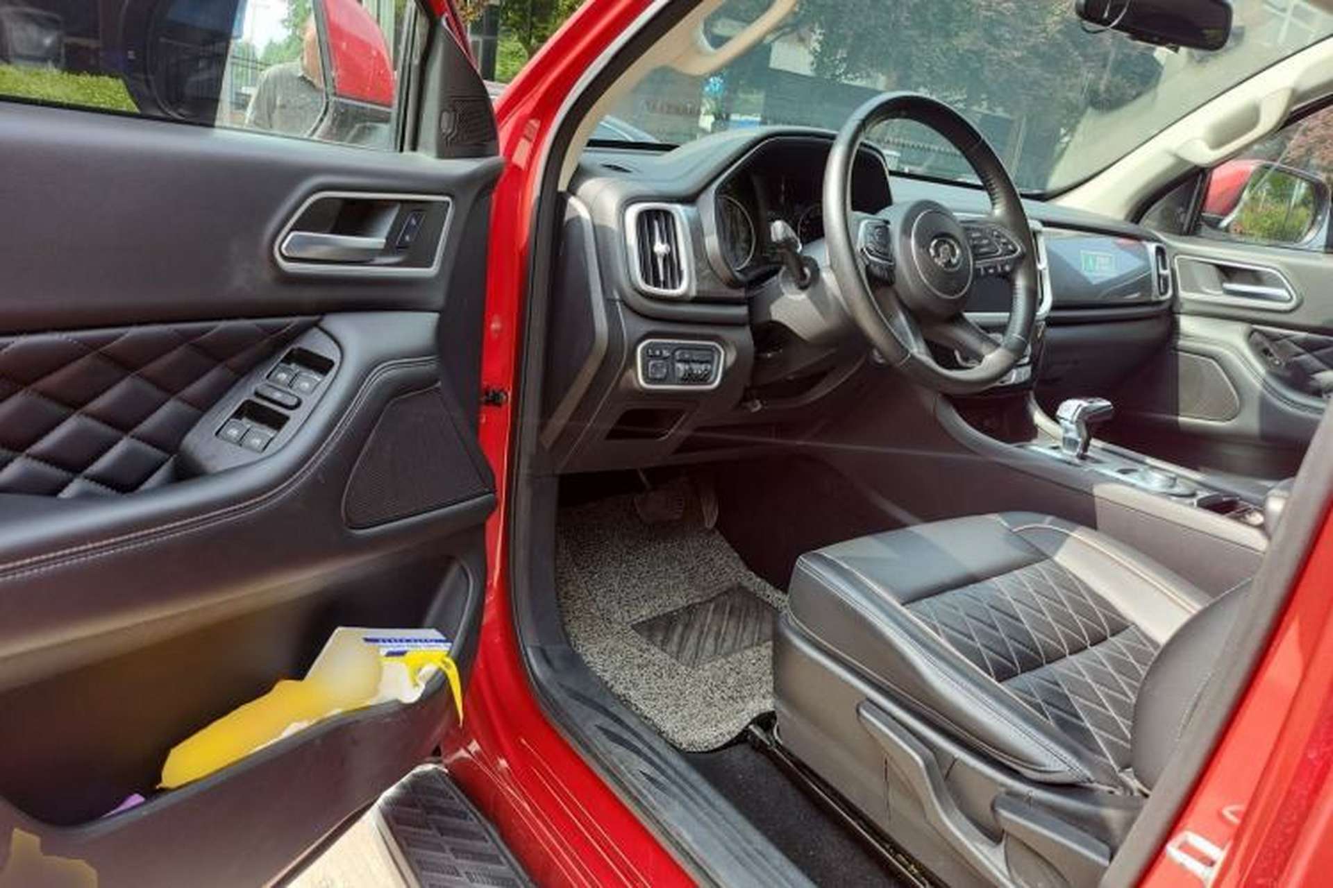 Used Great Wall Poer 2021 2.0T Global Version Automatic Diesel 4x4 Comfort Trim Standard Box GW4D20M Driver Seat