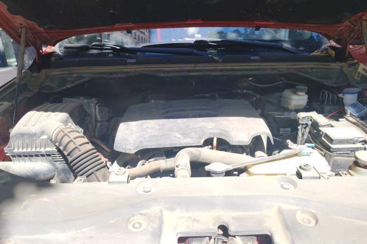 Used Great Wall Poer 2021 2.0T Commercial Version Automatic Gasoline Two-Wheel Drive Elite Trim with Long Bed – GW4C20B Engine Bay