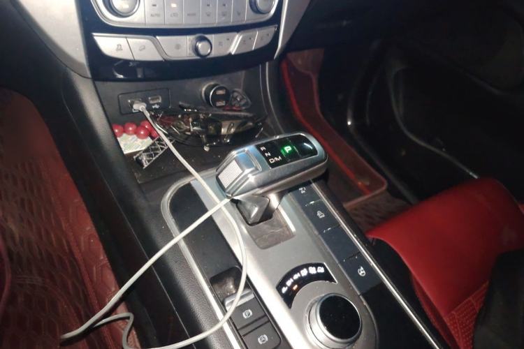 Used Great Wall Poer 2021 2.0T Off-Road Edition Automatic Gasoline 4x4 Mount Everest Version GW4C20B Gear Lever