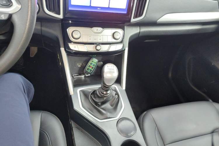 Used Great Wall Poer 2021 2.0T Commercial Version Manual Diesel Two-Wheel Drive Elite Long-Box GW4D20M Gear Lever