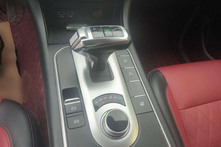 Used Great Wall Poer 2021 2.0T Off-Road Edition Automatic Gasoline 4x4 Mount Everest Version GW4C20B Gear Lever