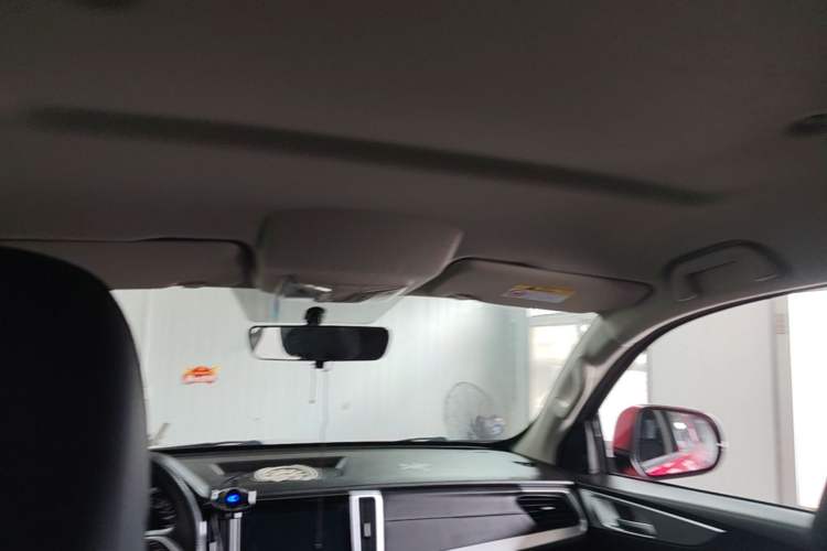Used Great Wall Poer 2021 2.0T Commercial Version Manual Diesel Two-Wheel Drive Elite Standard Box GW4D20M Headliner