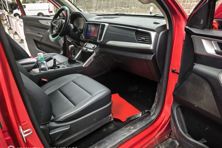 Used Great Wall Poer 2021 2.0T Commercial Version Manual Diesel Two-Wheel Drive Elite Long-Box GW4D20M Interior 1
