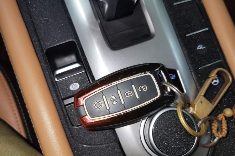Used Great Wall Poer 2021 2.0T Global Version Automatic Gasoline 4x4 Sporty Standard-Box GW4C20B Interior 1