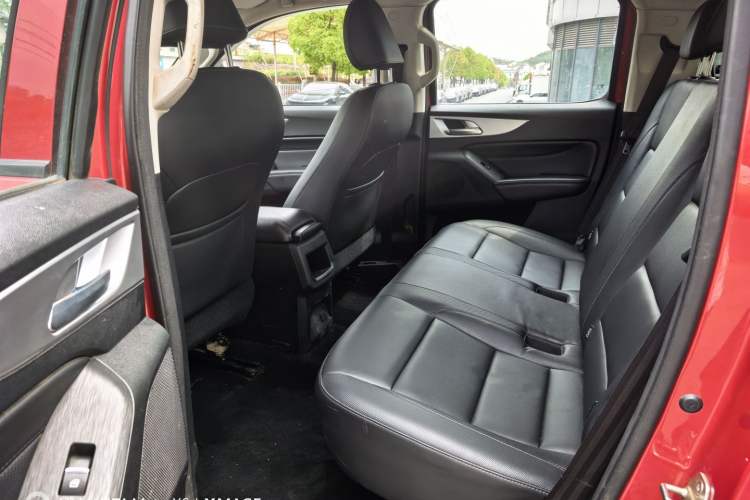 Used Great Wall Poer 2021 2.0T Commercial Version Manual Diesel Two-Wheel Drive Elite Long-Box GW4D20M Interior 6