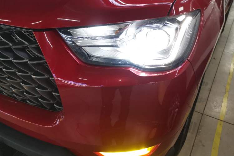 Used Great Wall Poer 2021 2.0T Commercial Version Manual Diesel Two-Wheel Drive Elite Long-Box GW4D20M Left Front Headlight