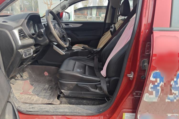 Used Great Wall Poer 2021 2.0T Commercial Version Manual Diesel Two-Wheel Drive Elite Long-Box GW4D20M Left Front Seat
