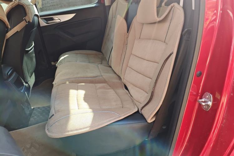 Used Great Wall Poer 2021 2.0T Commercial Version Automatic Gasoline Two-Wheel Drive Elite Trim with Long Bed – GW4C20B Left Rear Seat