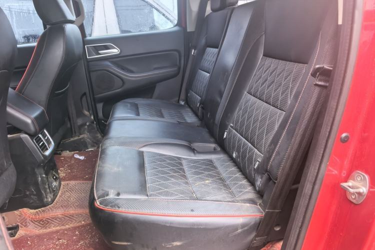 Used Great Wall Poer 2021 2.0T Off-Road Edition Automatic Gasoline 4x4 Mount Everest Version GW4C20B Left Rear Seat