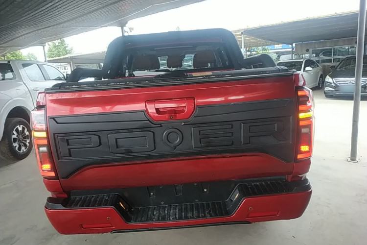 Used Great Wall Poer 2021 2.0T Global Version Automatic Diesel 4x4 Sporty Standard Cab GW4D20M Rear