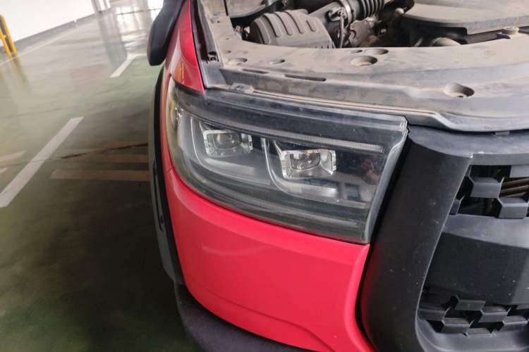 Used Great Wall Poer 2021 2.0T Off-Road Version Automatic Diesel 4x4 Mount Everest Edition GW4D20M Right Front Headlight